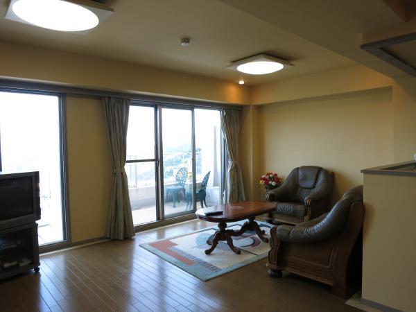 Living. From the spacious living room, Fireworks display, It overlooks Sagami Bay.