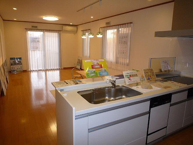 Other local. Open kitchen ~ To living