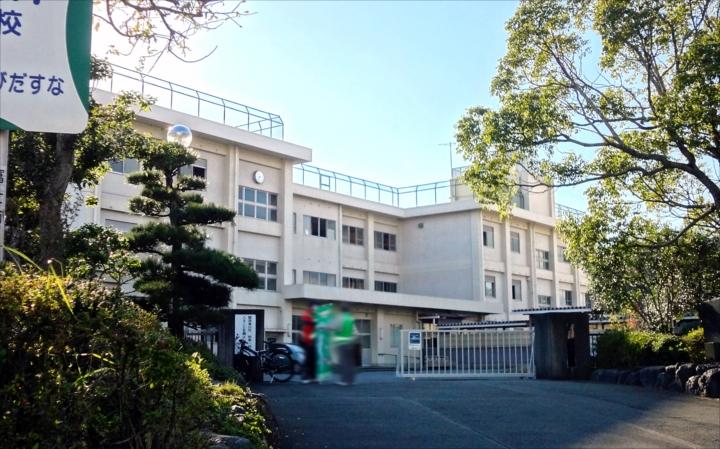 Primary school. 1510m to Fuji City Tenma Elementary School