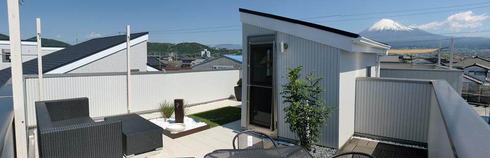 View photos from the dwelling unit. It views good rooftop garden of Mt.! 