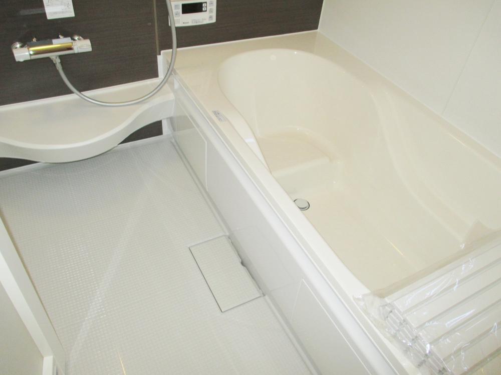 Bathroom. spacious, 1 square meters of bathroom ☆ 