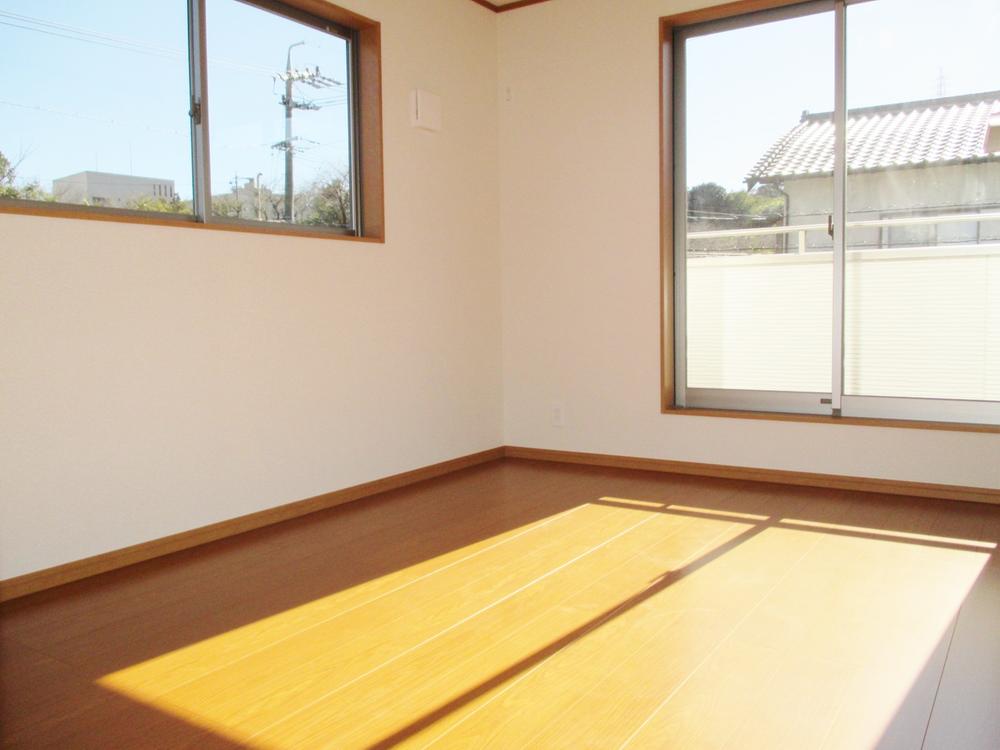 Other introspection. Bright living room ☆ 