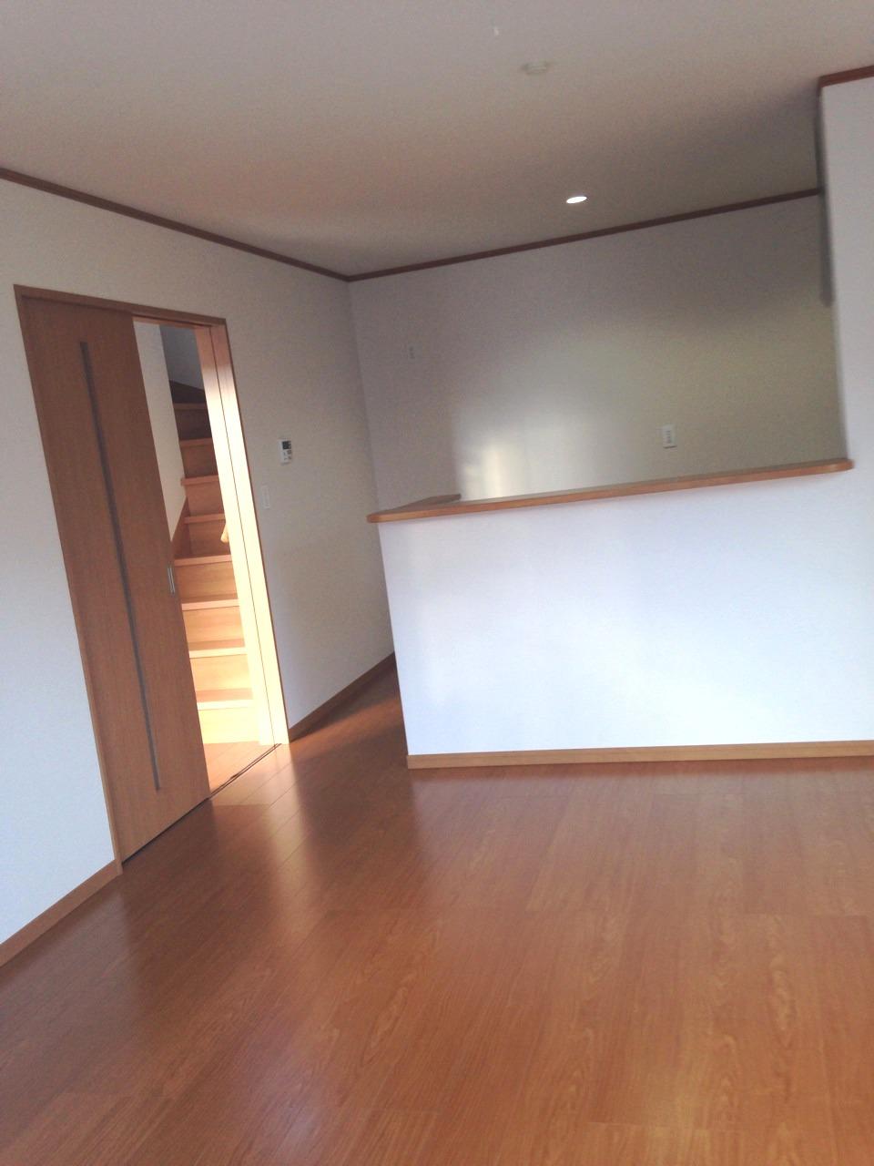 Living. Spacious living room