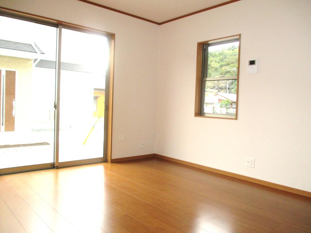 Living. Living the bright sun shine in ☆ 