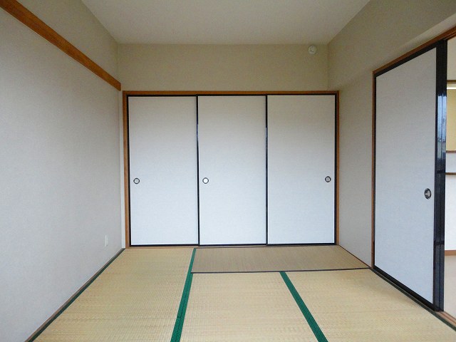 Other room space. Japanese style room