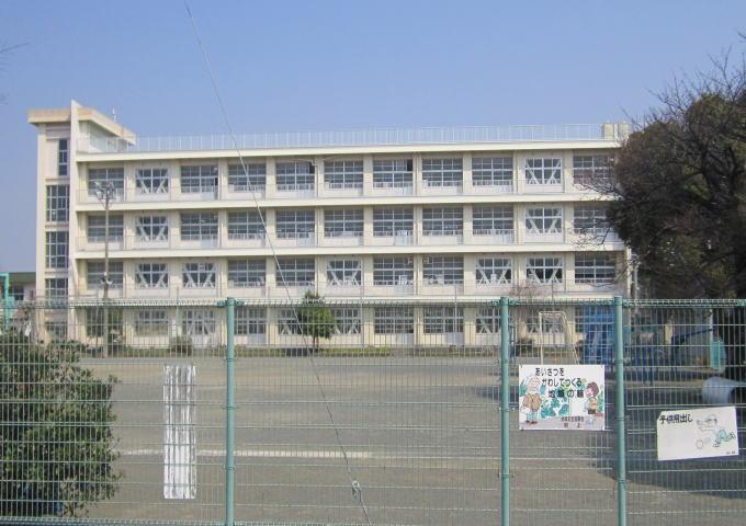 Primary school. 1032m to Fuji Municipal Fuji second elementary school