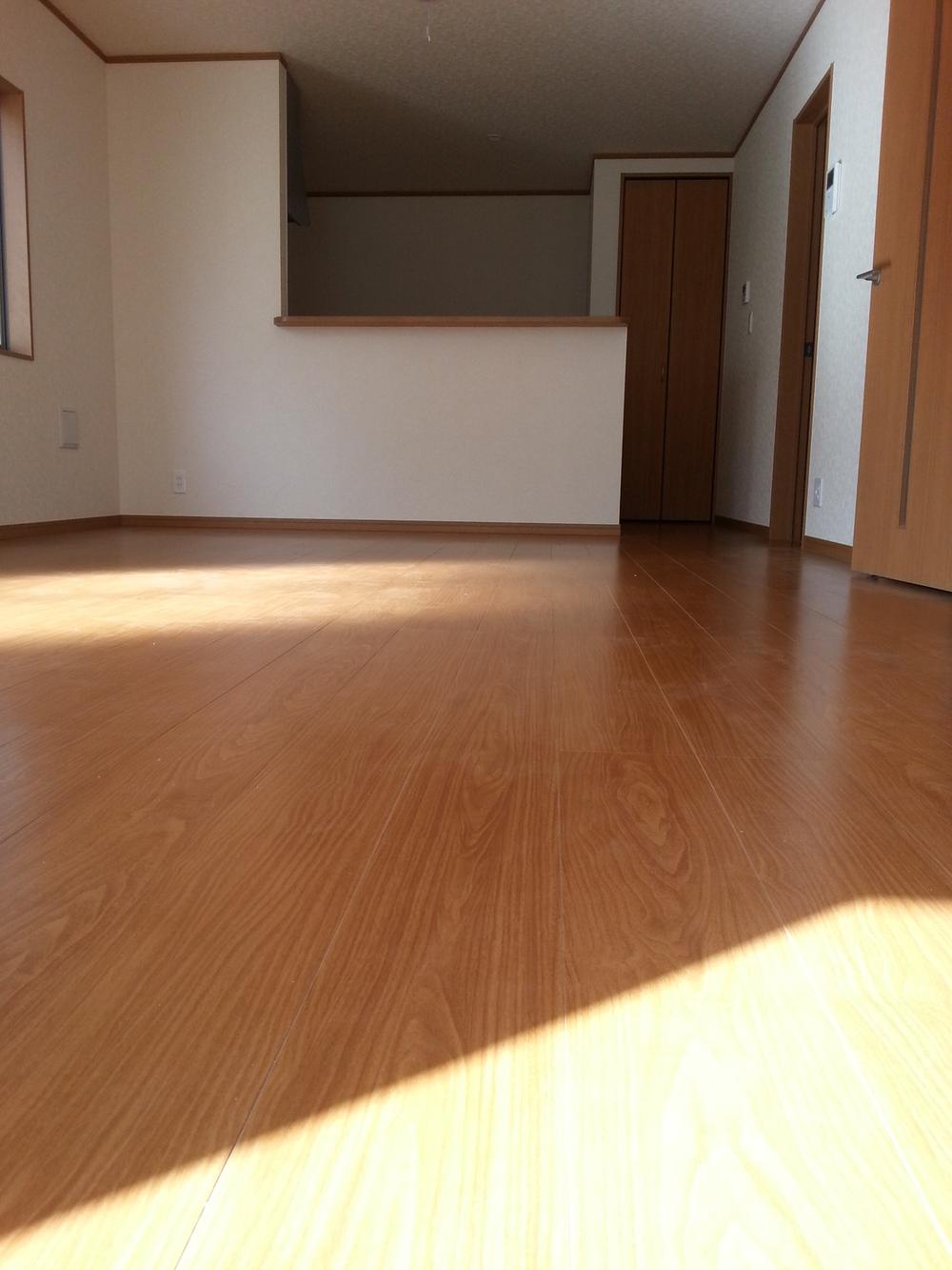 Living. Spacious living room Past construction cases