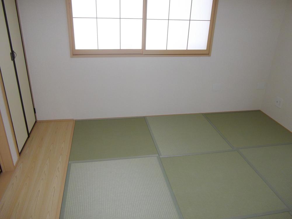 Non-living room. Calm Japanese-style room Past construction cases