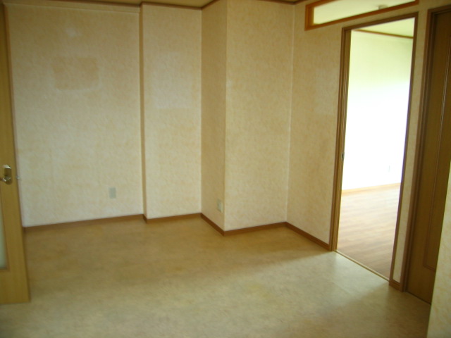 Other room space