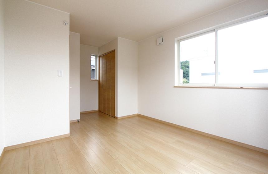 Non-living room. 2F Western-style