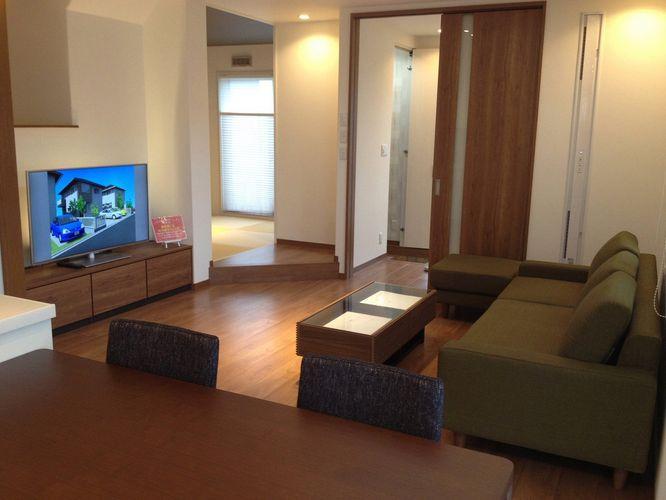 Other local. About 21 quires of LDK