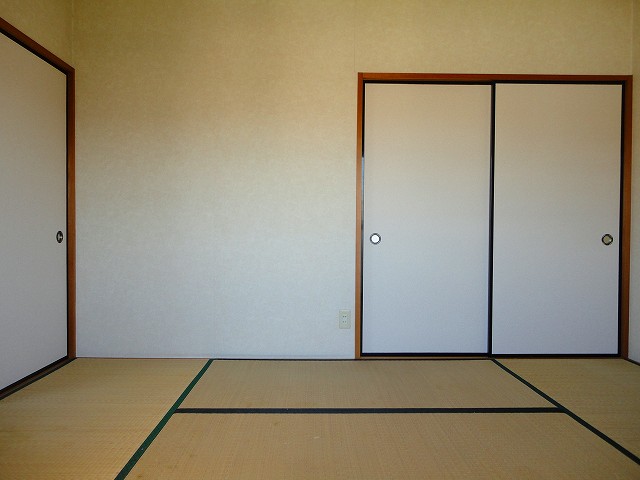 Other room space. Japanese style room