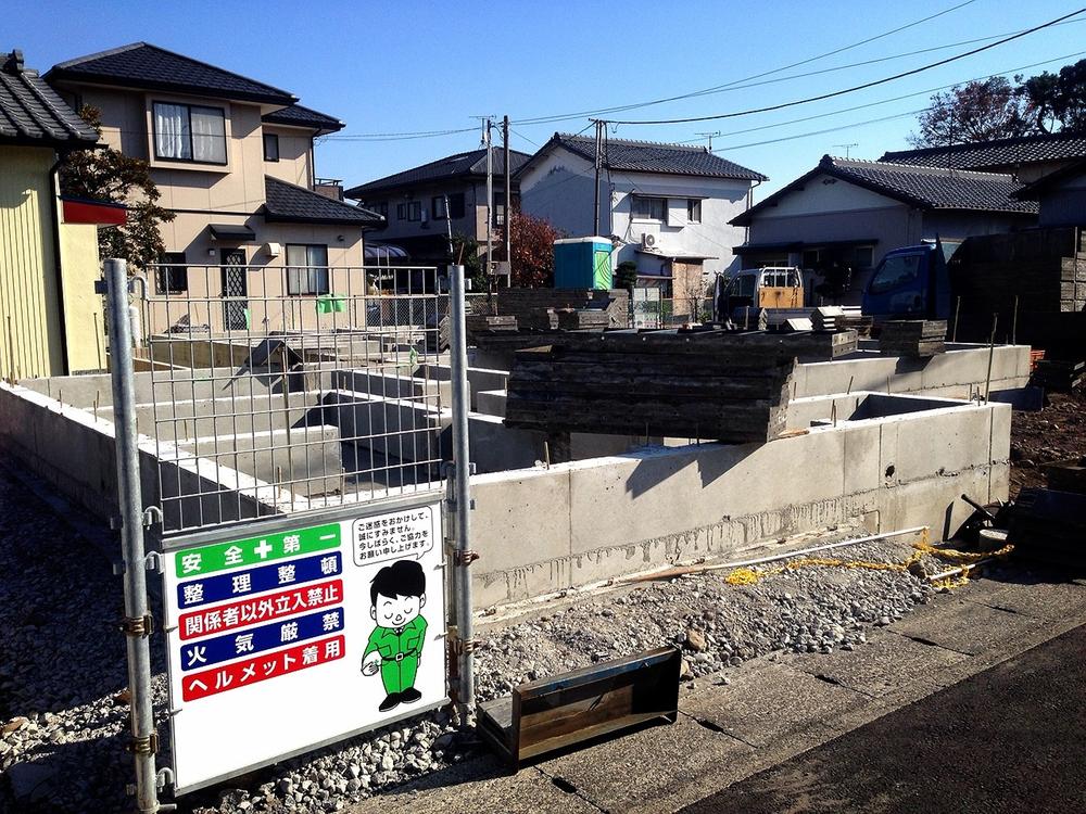 Local appearance photo. Local (11 May 2013) Shooting