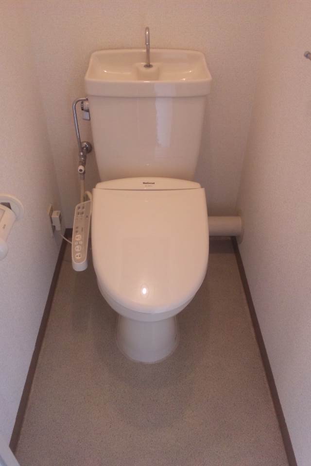 Toilet. Washlet is probably important?