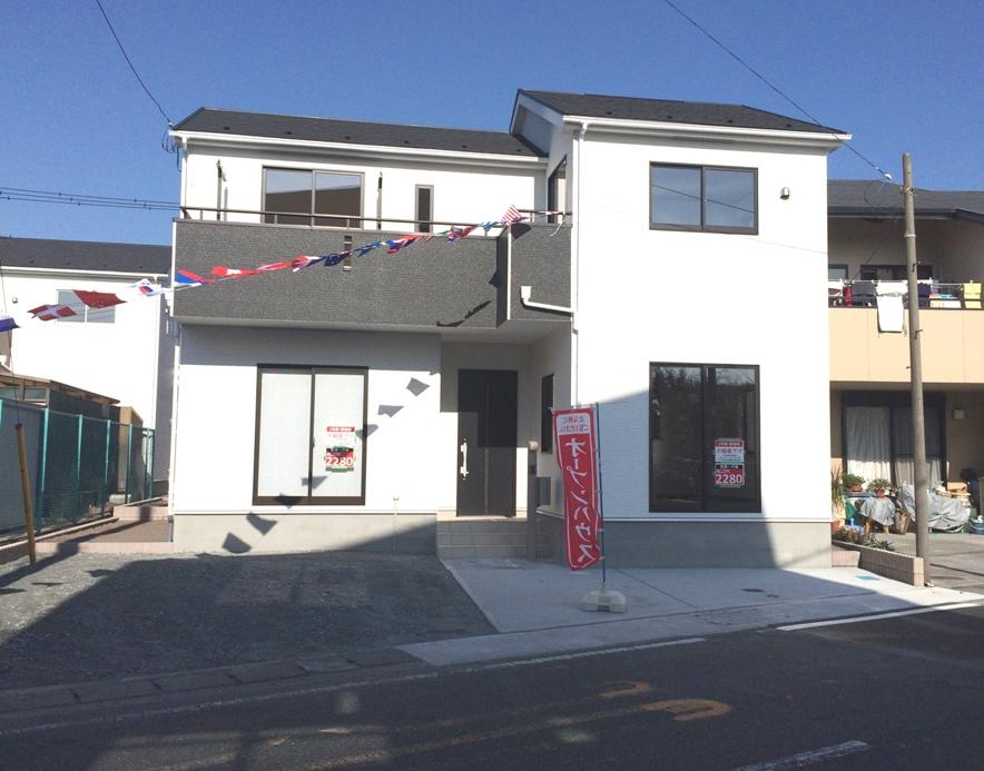 Local appearance photo. 5 Building Exterior Photos