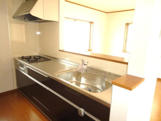 Same specifications photo (kitchen)