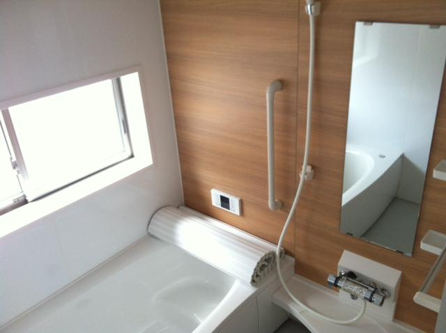 Bathroom. Spacious 1 pyeong type of unit bus