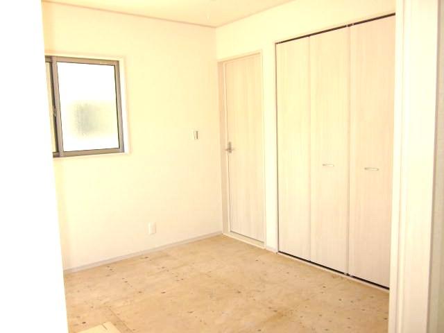 Same specifications photos (Other introspection)