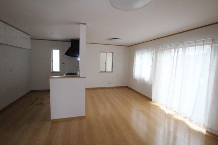 Living. Indoor (10 May 2013) Shooting