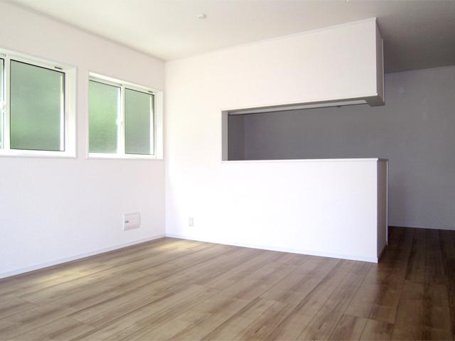 Living. Building 2 Living