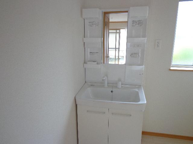 Same specifications photos (Other introspection). Same specifications