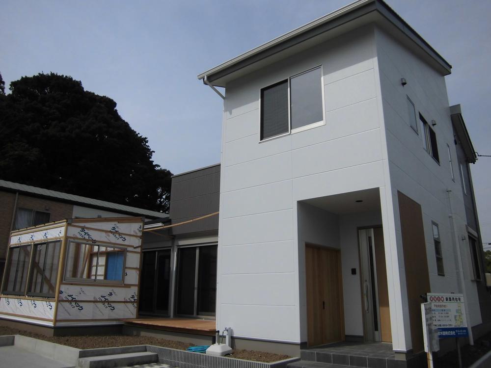 Local appearance photo. Local (September 2013) Shooting