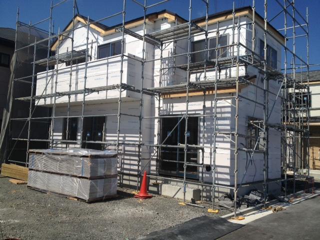 Local appearance photo. Local (September 2013) shooting B Building