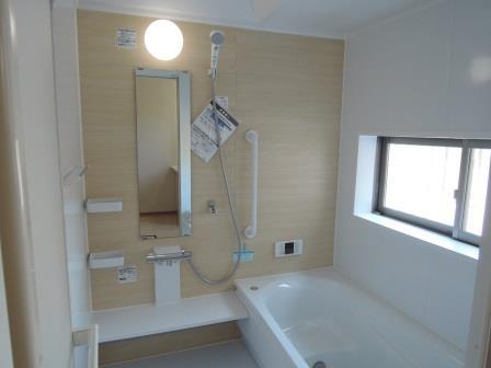 Bathroom. Indoor (11 May 2013) Shooting