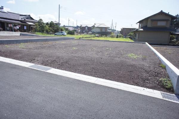 Other local. No.8 No. land: 201.08 sq m (60.82 square meters) 9,980,000 yen