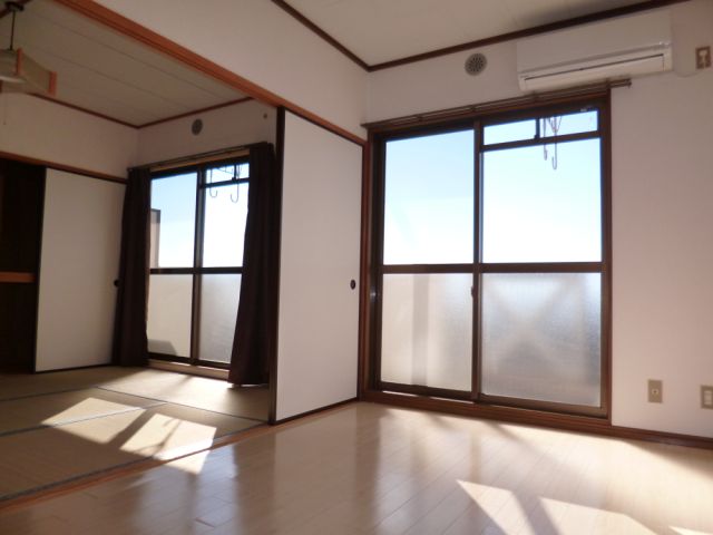 Living and room