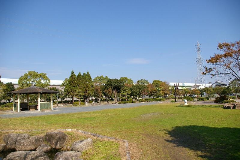 park. 2827m to Horikoshi park