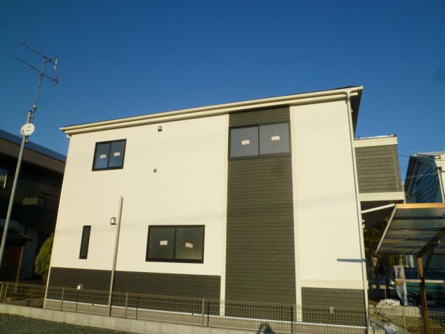 Local appearance photo. 2013 November shooting