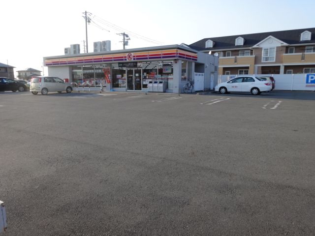 Convenience store. 2100m to Circle K (convenience store)
