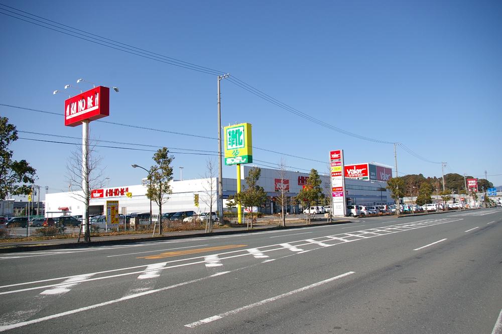 Supermarket. 3937m to Barrow Kakegawa shop