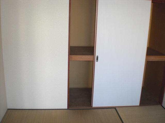 Other room space. Japanese style room