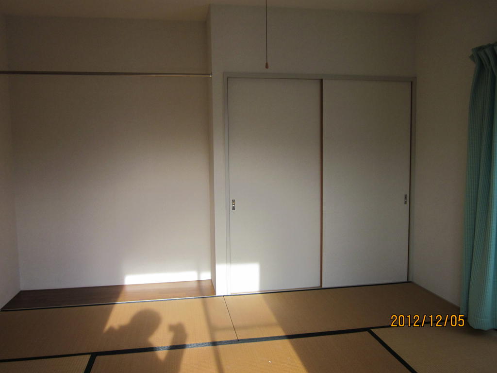 Other room space. Good space and easy to use with the closet