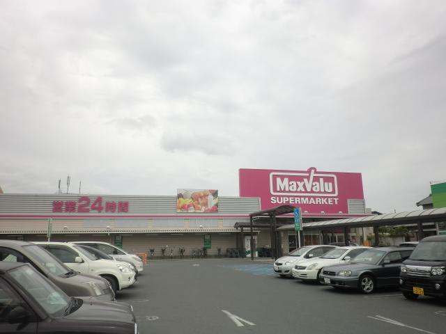 Supermarket. Maxvalu Hamakita store up to (super) 889m