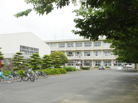 Primary school. 710m to the Hamamatsu Municipal Kitahama Minami Elementary School