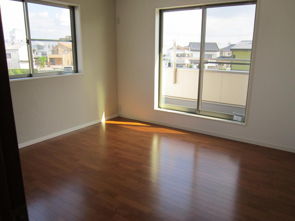 Other introspection. Indoor shooting No.16