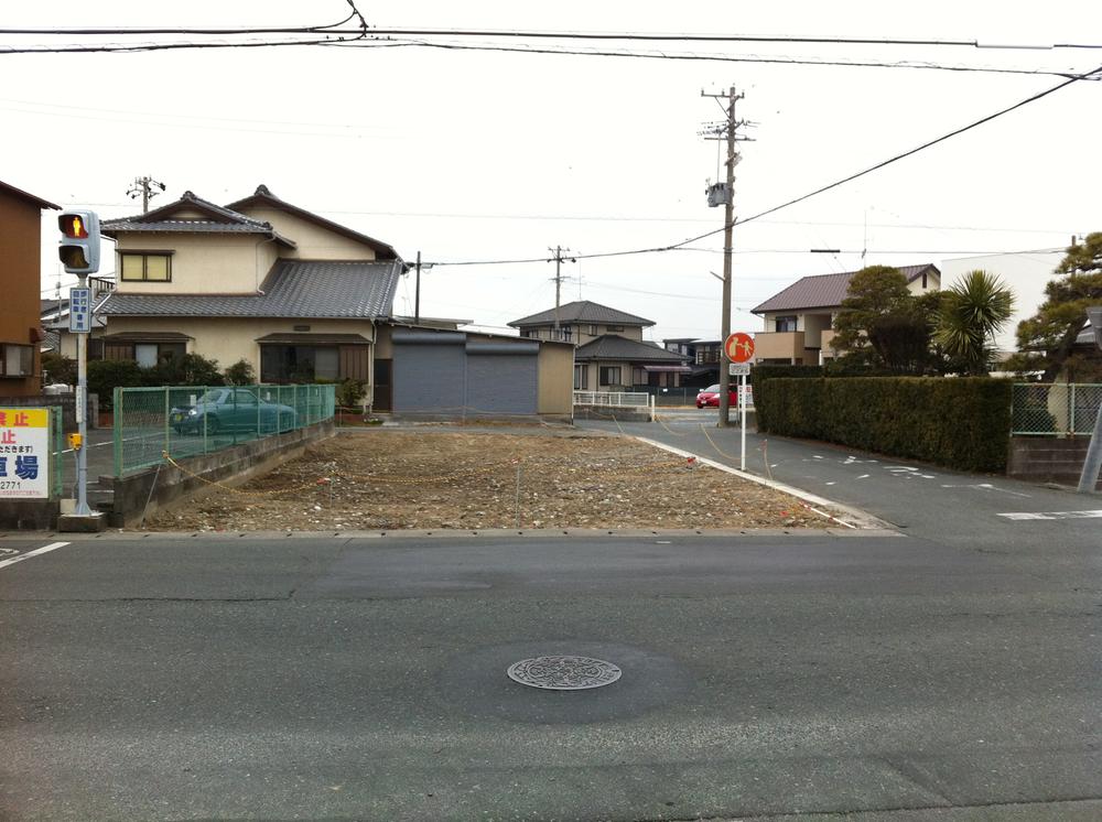 Local land photo. Taken from the property due east (Kobayashi Station direction)