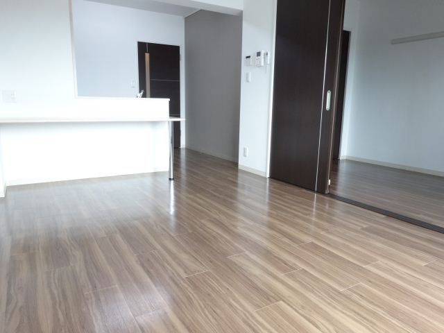 Living and room