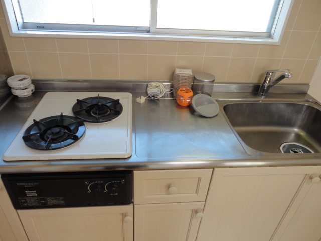 Kitchen. 2 lot gas stoves