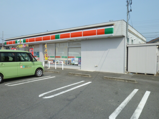 Convenience store. 387m until Thanksgiving Hamamatsu Road head office (convenience store)