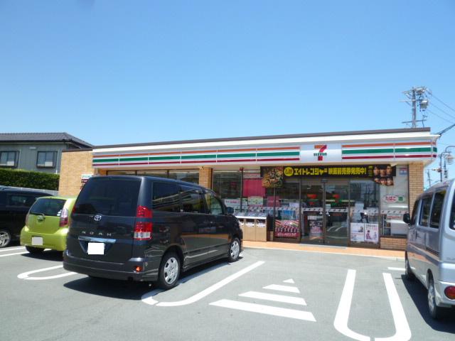 Convenience store. seven Eleven Hamakita Komatsuhigashi store up (convenience store) 355m