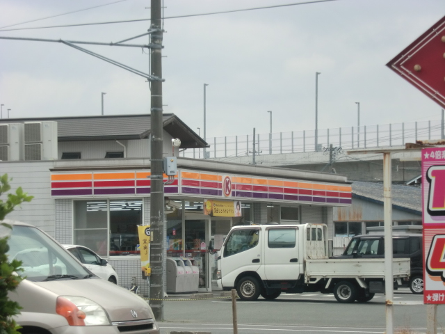 Convenience store. 1696m to Circle K Nakase (convenience store)
