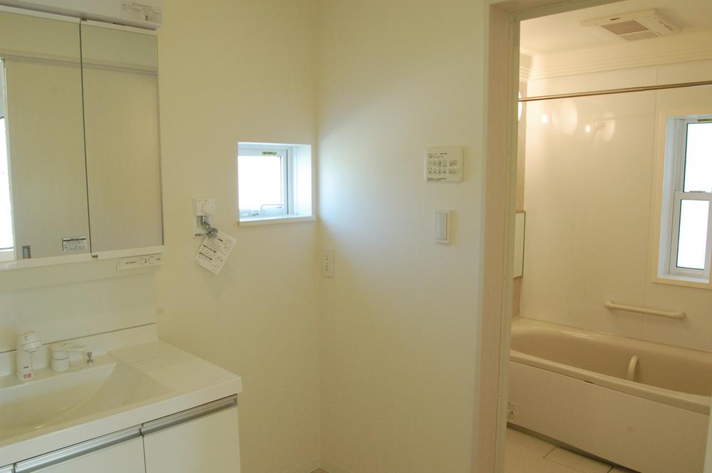 Bathroom. Building A. With a heating ventilation drying in the bathroom, It will also come in handy your laundry on a rainy day. 