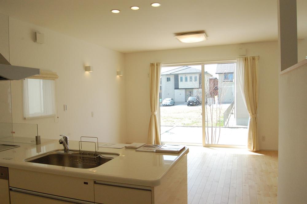 Kitchen. Building C. Floor LDK is a straight line of. 