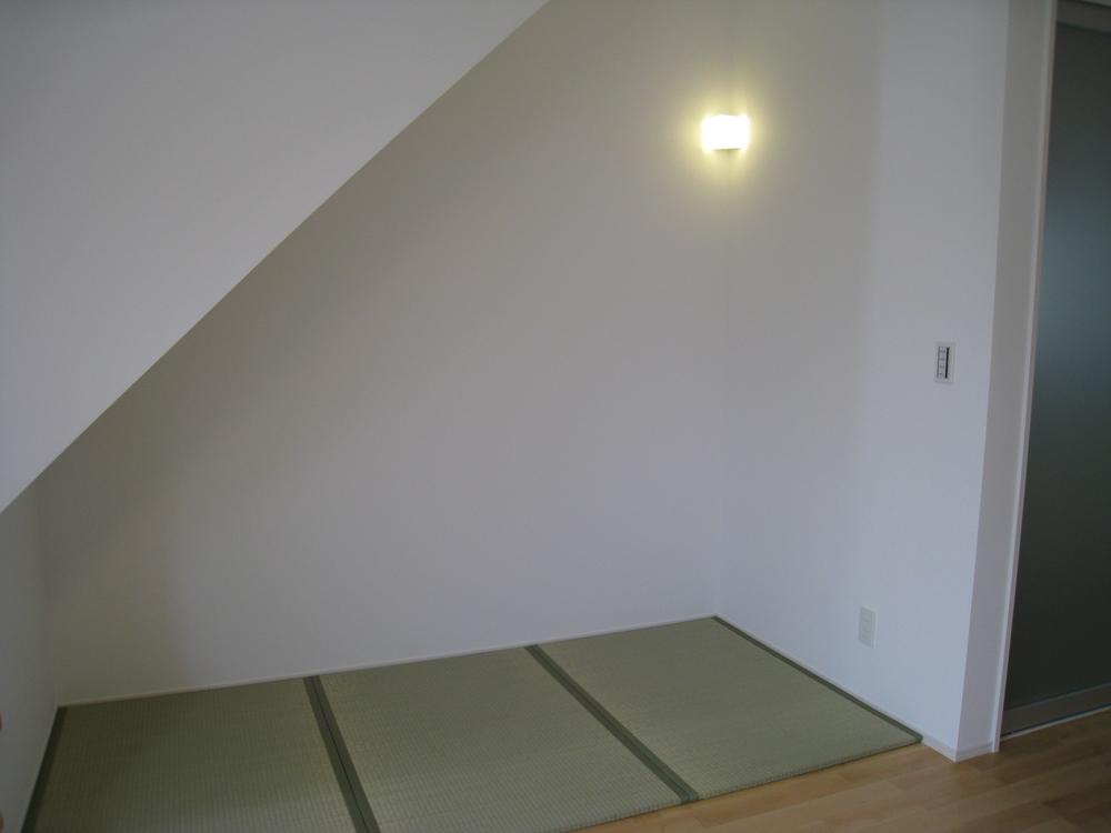 Other introspection. Building C. 