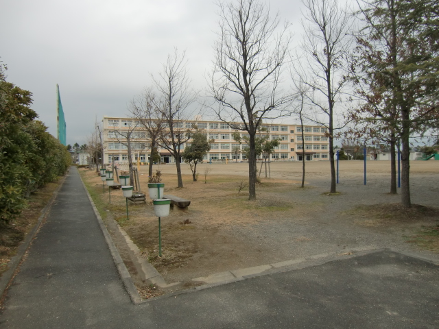 Primary school. 1368m to Hamamatsu City AzukaSusumukita elementary school (elementary school)