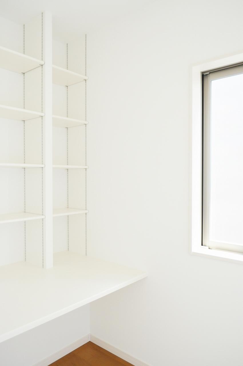 Other introspection. B-2 No. land Study corner in the bedroom (April 2013 shooting)